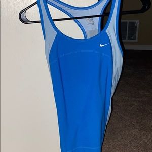 workout tank top